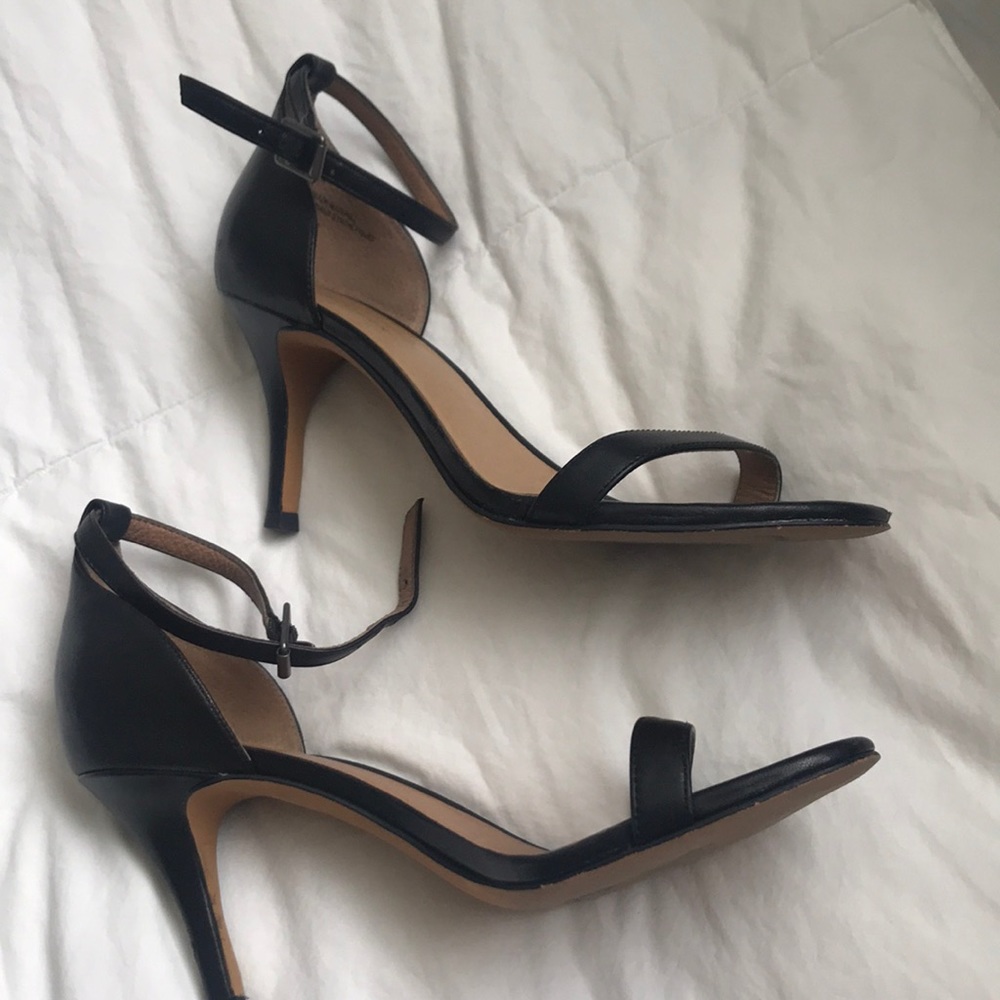Shoes - Picture 3 of 3